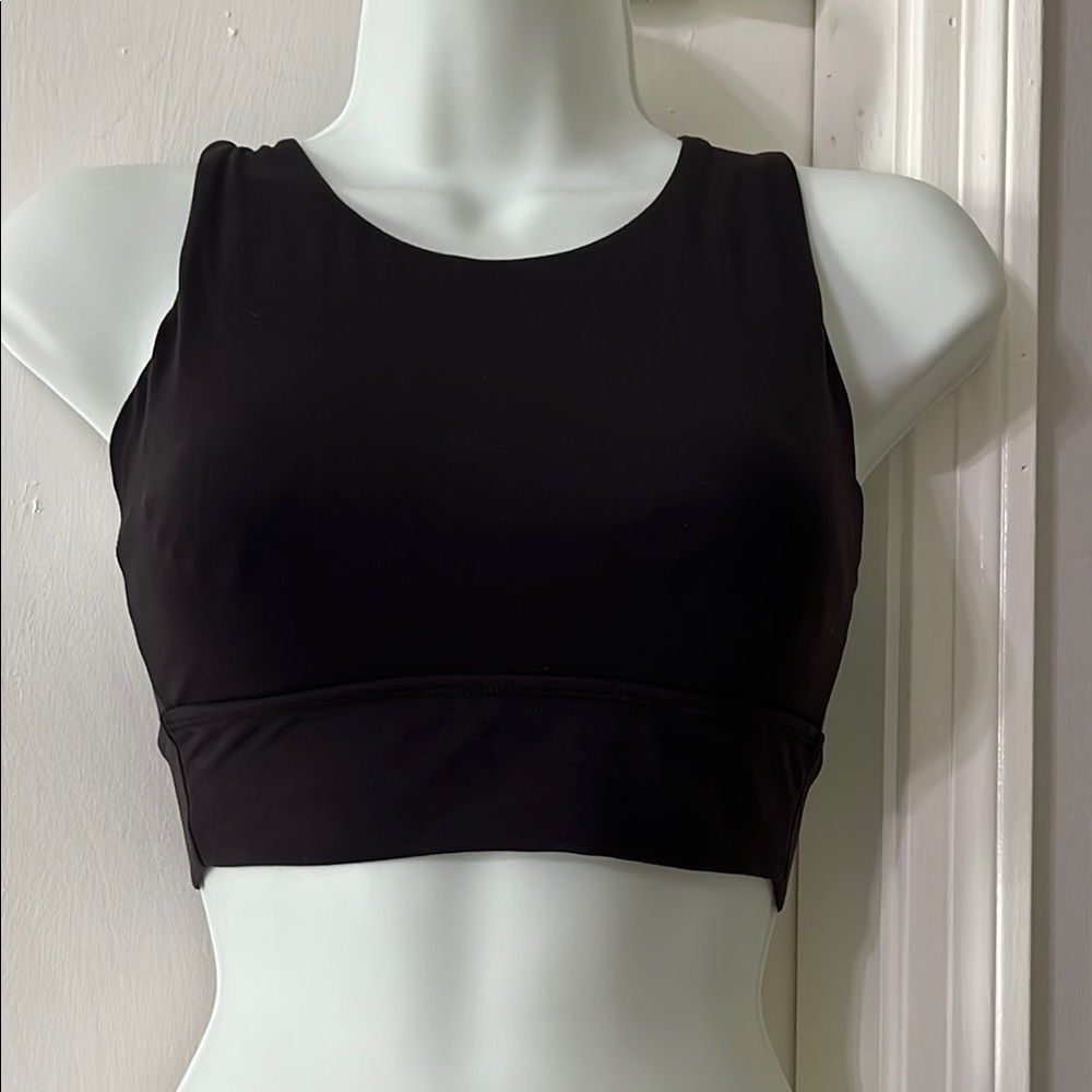 BuffBunny Black Crisscross Sports Bra - Picture 4 of 7